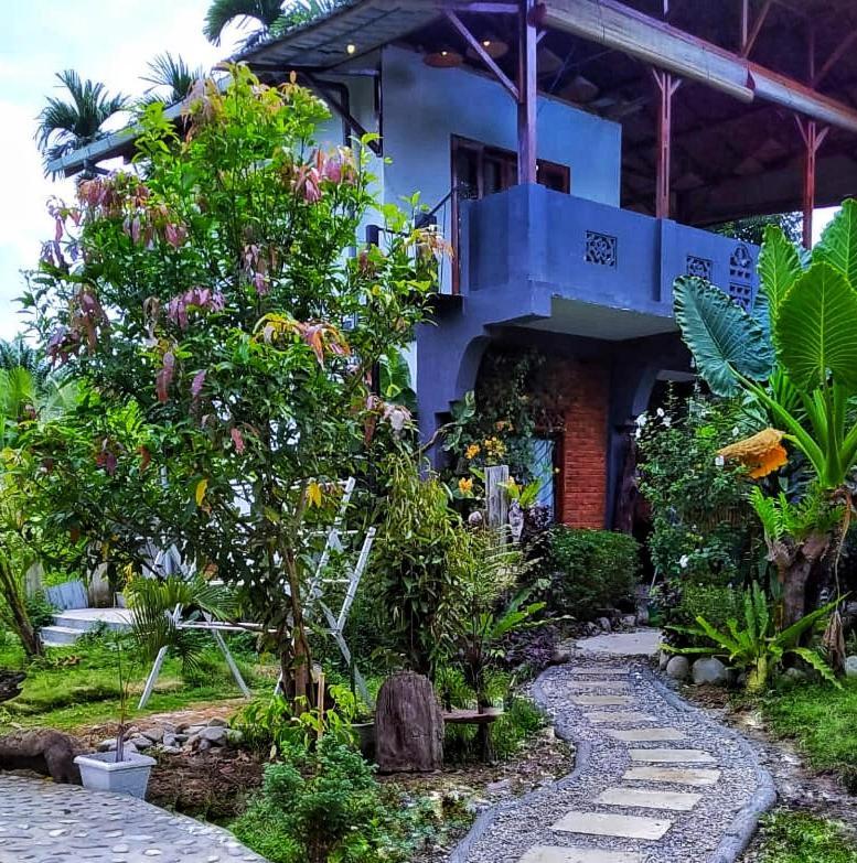 Sumatra Orangutan Discovery Villa Bukit Lawang Exterior photo